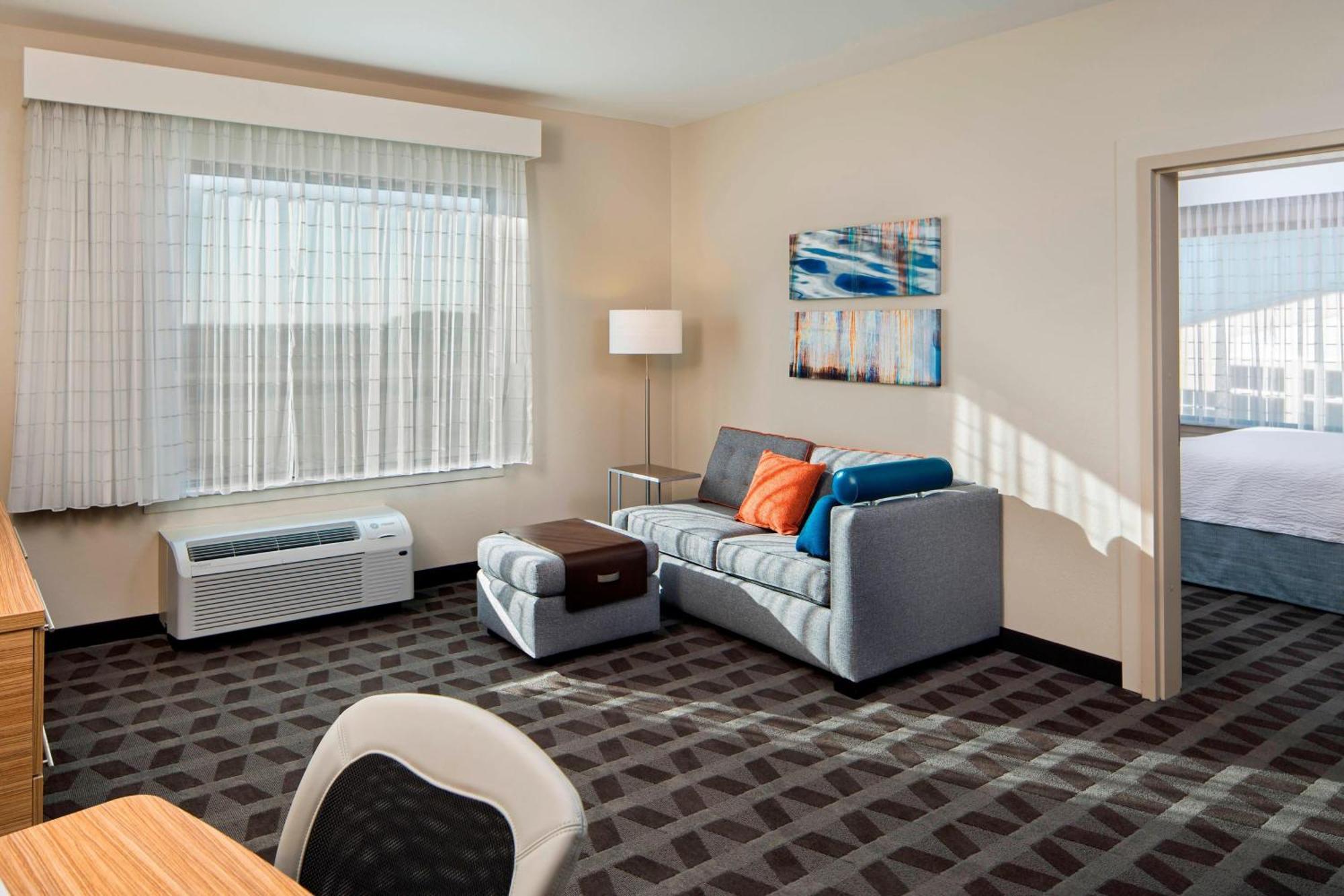 Towneplace Suites By Marriott Foley At Owa Exteriör bild